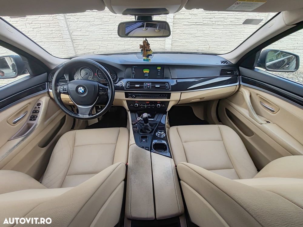BMW Seria 5 520d - 12