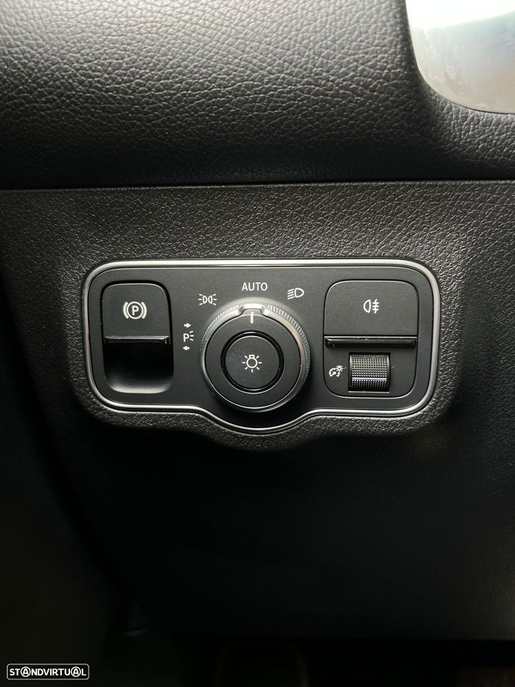 Mercedes-Benz GLB 180 d Progressive - 8