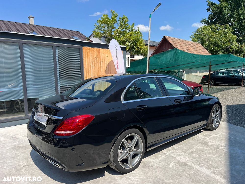Mercedes-Benz C - 24