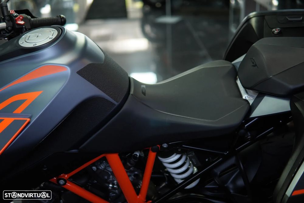 KTM Superduke GT - 31