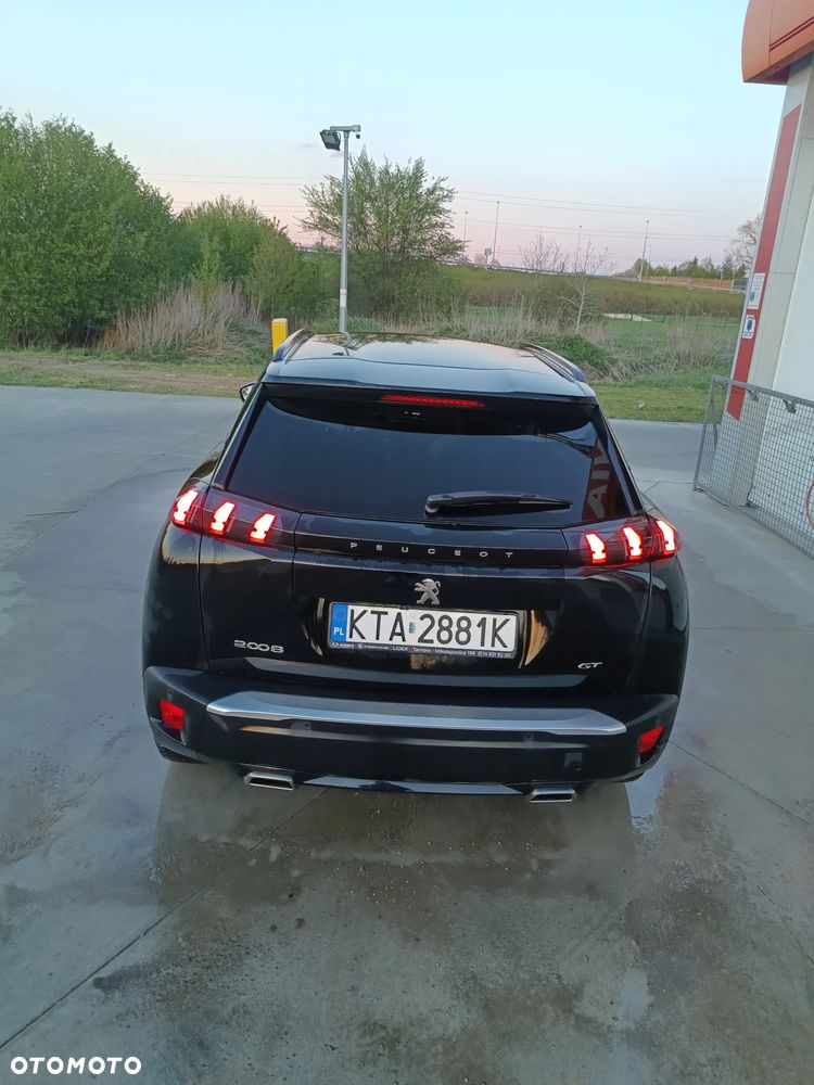 Peugeot 2008 PureTech 130 EAT8 GT Pack - 11
