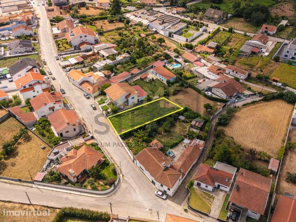 Terreno em Grijó, Vila Nova de Gaia - Grande imagem: 2/22