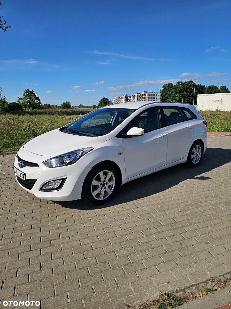 Hyundai i30 i30cw 1.4 Advantage - 2