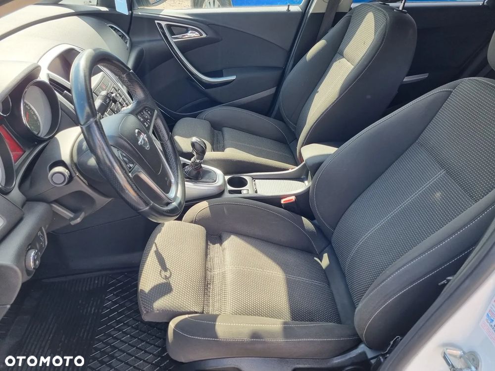 Opel Astra 1.6 Turbo White Edition - 10