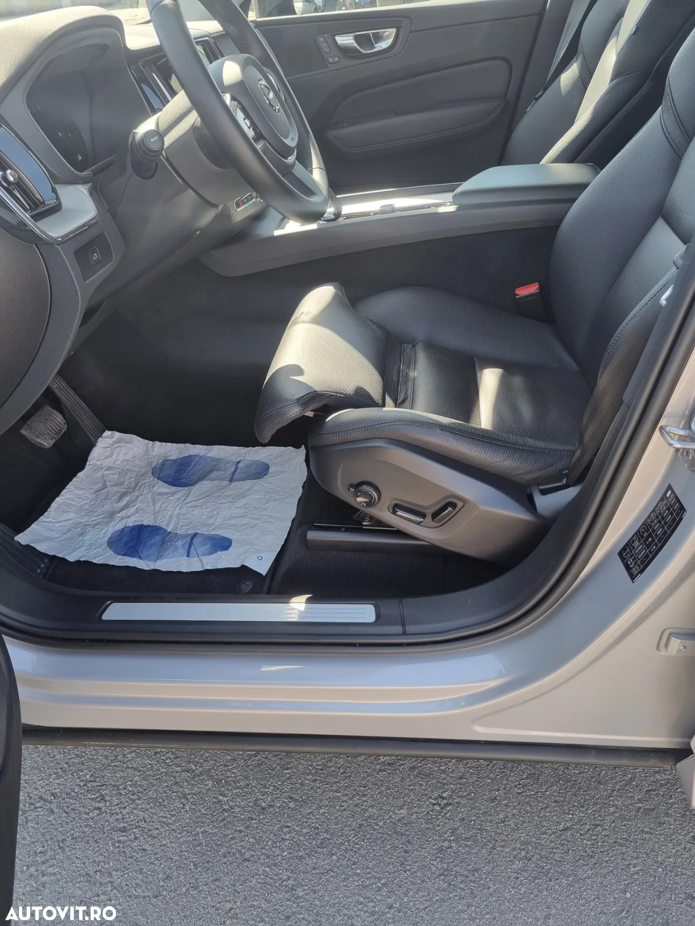 Volvo XC 60 B4 D AWD Geartronic RDesign - 16