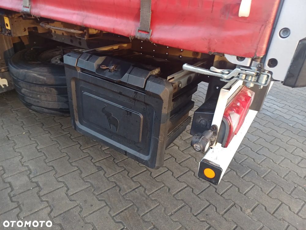 Schmitz Cargobull SCB S3T - 13