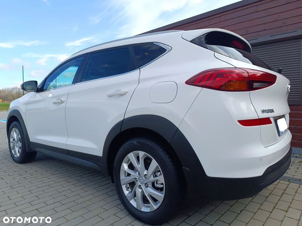 Hyundai Tucson 1.6 GDI BlueDrive Style 2WD - 25