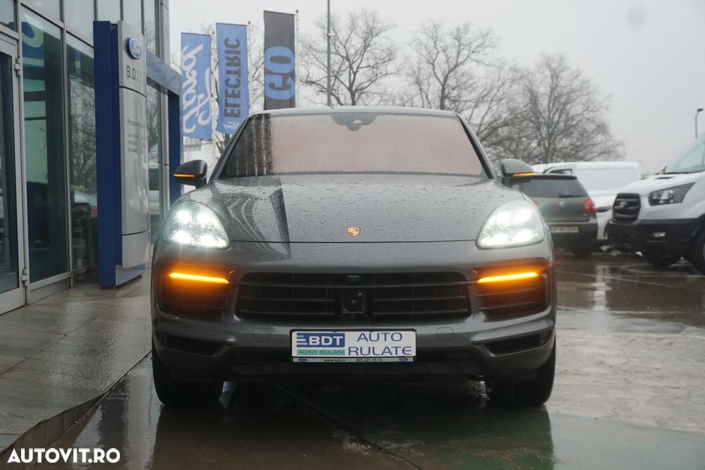 Porsche Cayenne Coupe S - 2