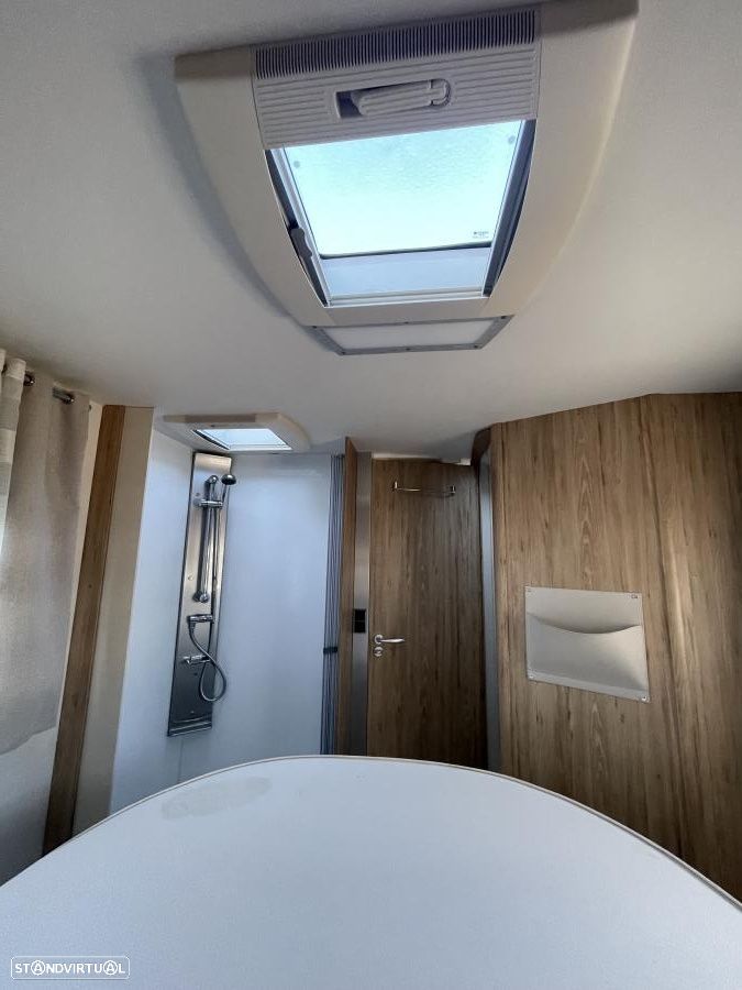 Bavaria Style T 706 c.central e basculante - 31