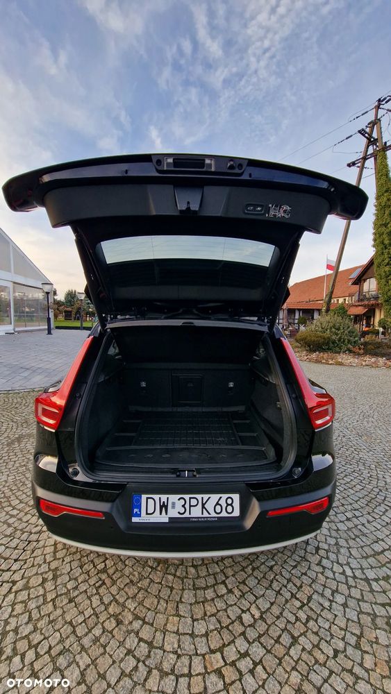 Volvo XC 40 D4 AWD Momentum - 7