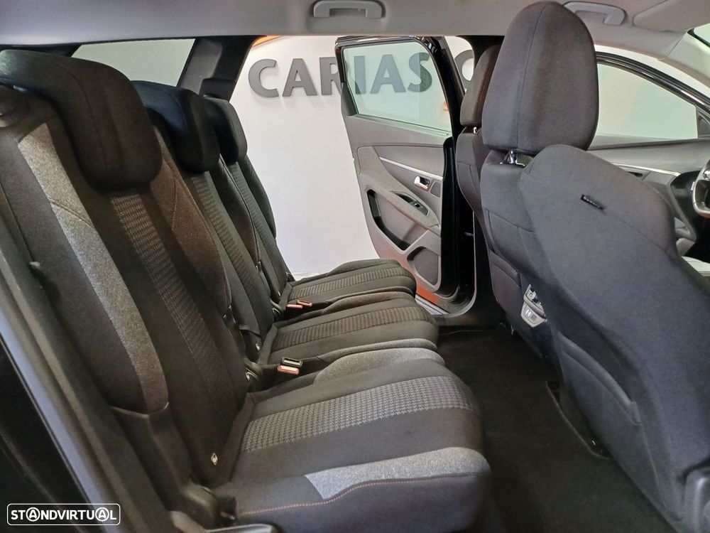 Peugeot 5008 1.5 BlueHDi Allure Pack EAT8 - 12