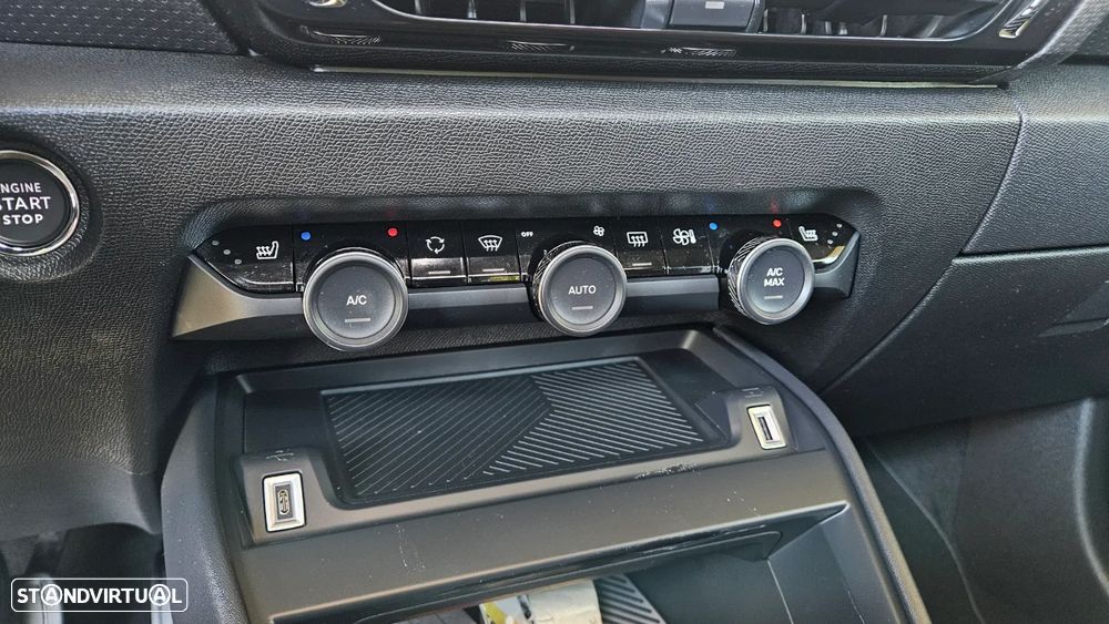 Citroën e-C4 X 50 kWh Shine - 28