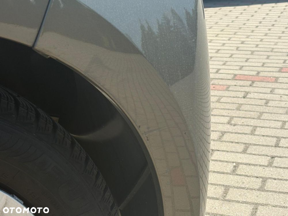 Toyota Yaris - 6