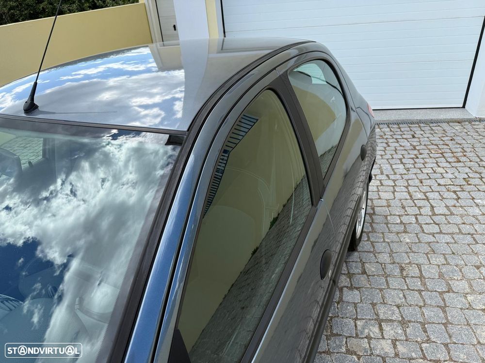 Peugeot 206 1.4 Look II - 22