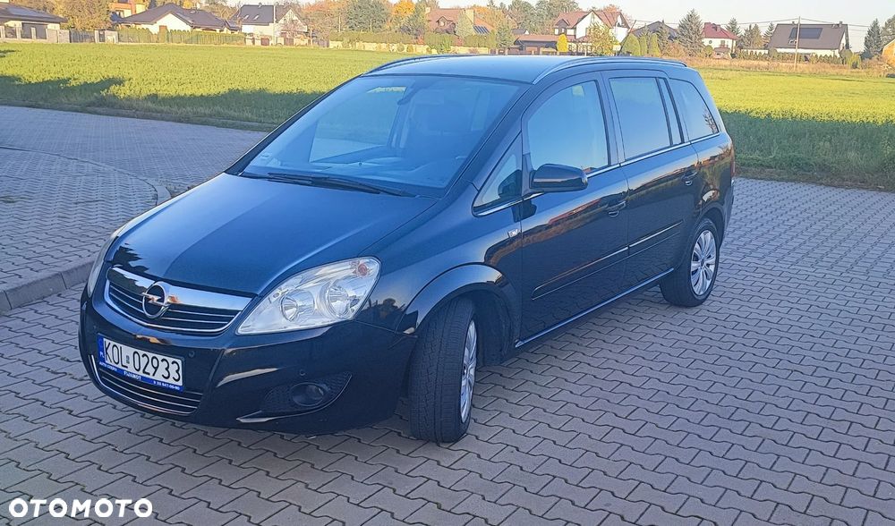 Opel Zafira 1.6 Cosmo - 2
