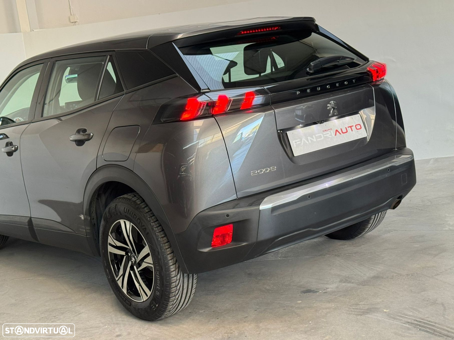 Peugeot 2008 1.2 PureTech Active - 14