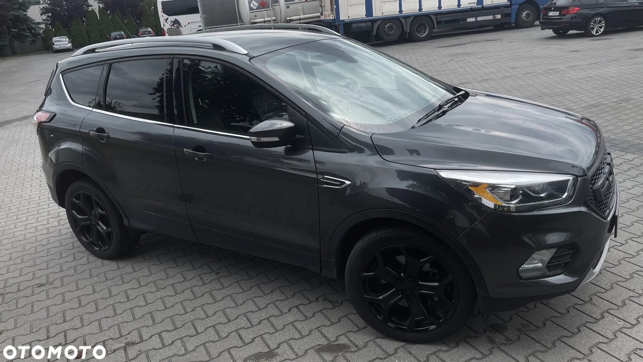 Ford Escape 2.0 EcoBoost AWD Titanium - 2