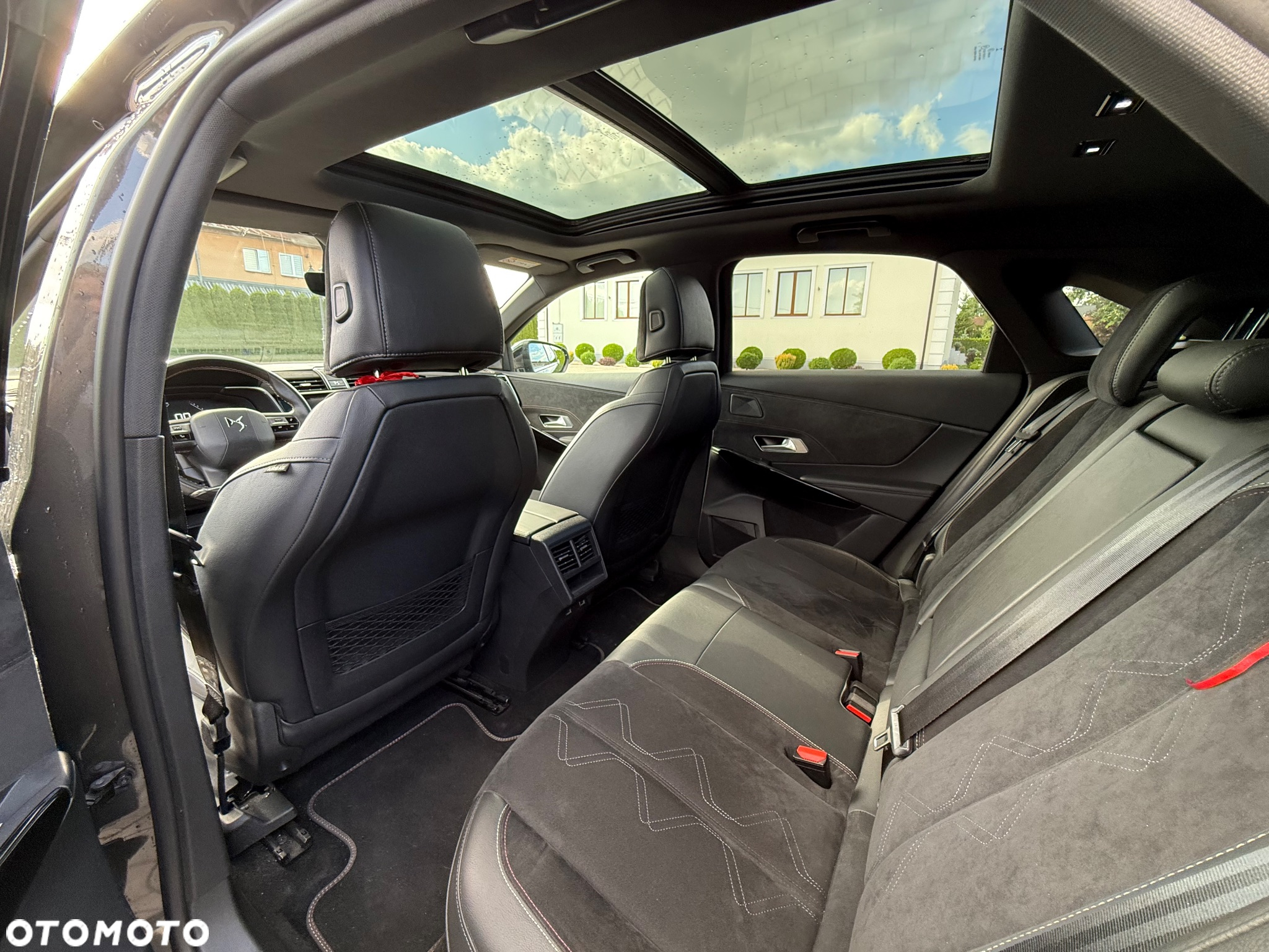 DS Automobiles DS 7 Crossback - 25
