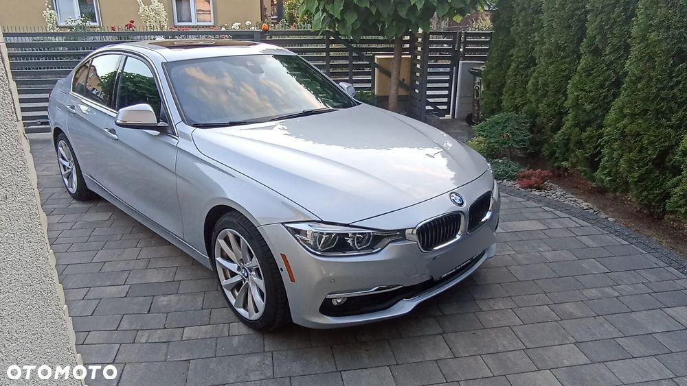BMW Seria 3 328i xDrive Luxury Line - 1