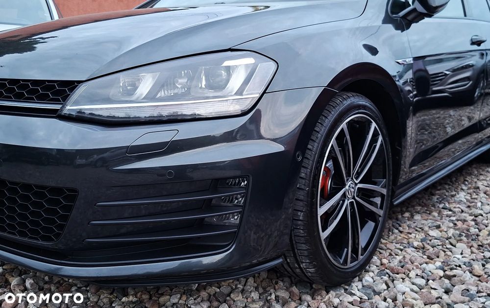 Volkswagen Golf GTD 2.0 TDI SCR DSG - 37