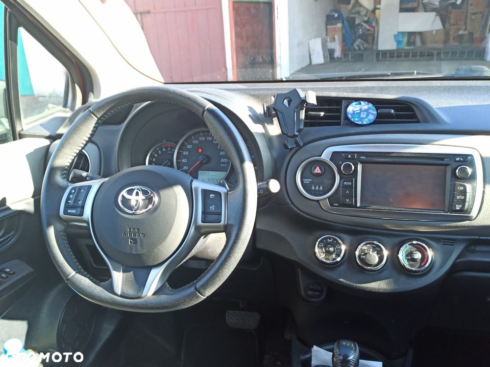 Toyota Yaris - 4