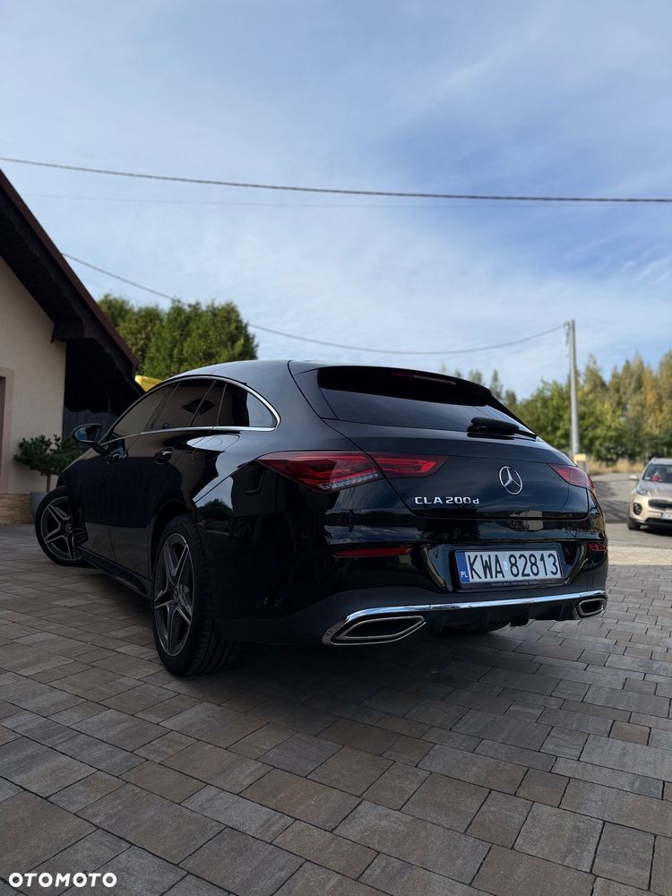 Mercedes-Benz CLA 200 d Shooting Brake 8G-DCT AMG Line - 9