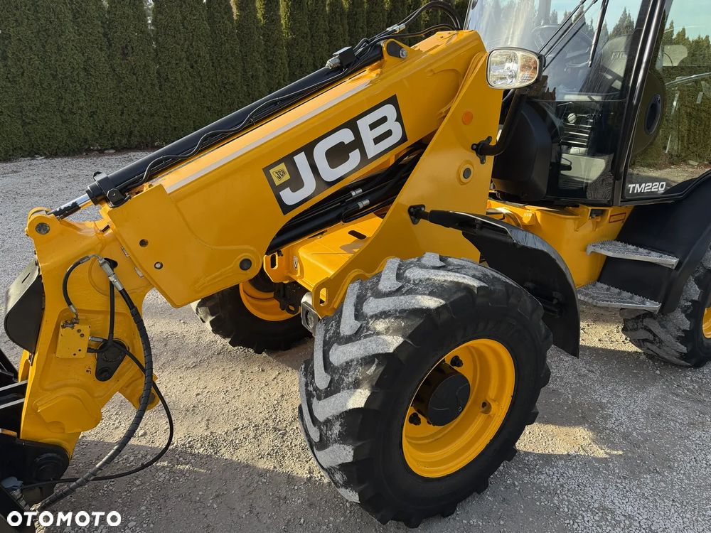 JCB TM 220 AGRI TELESKOP / 2016 ROK / TELESKOP / MAŁE GABARYTY / PIĘKNA / ZADBANA / SPROWADZONA Z NIEMIEC / PIĘKNIE UTRZYMANA / ORYGINAŁ / 180 300 310 320 330 Schaffer - 28