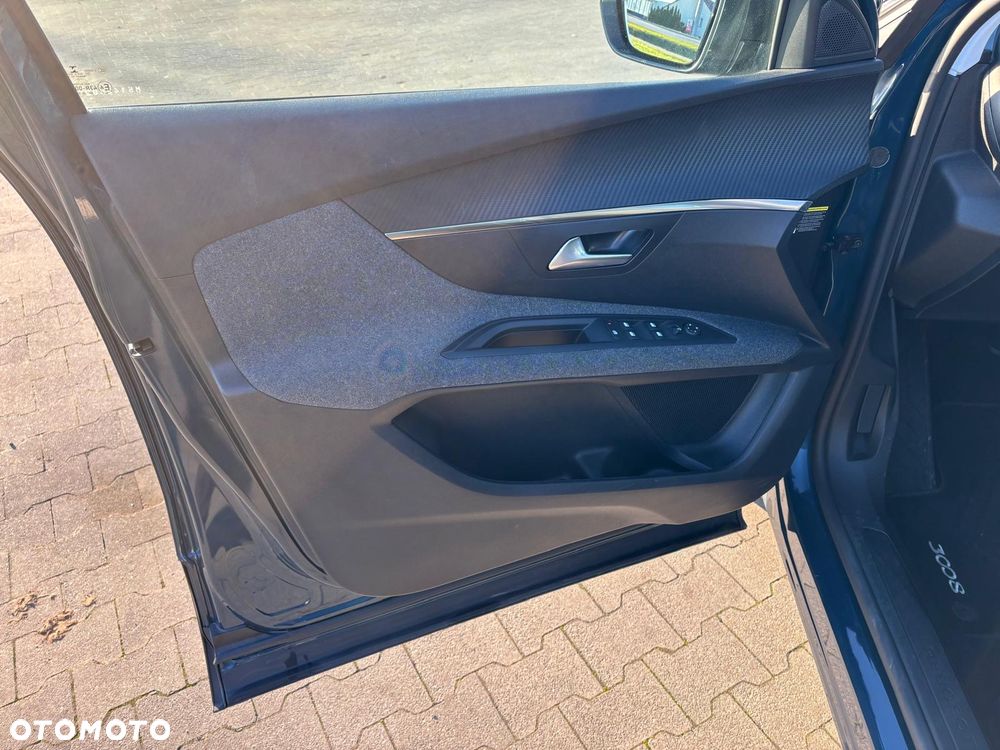 Peugeot 3008 1.5 BlueHDi Active S&S EAT8 - 15