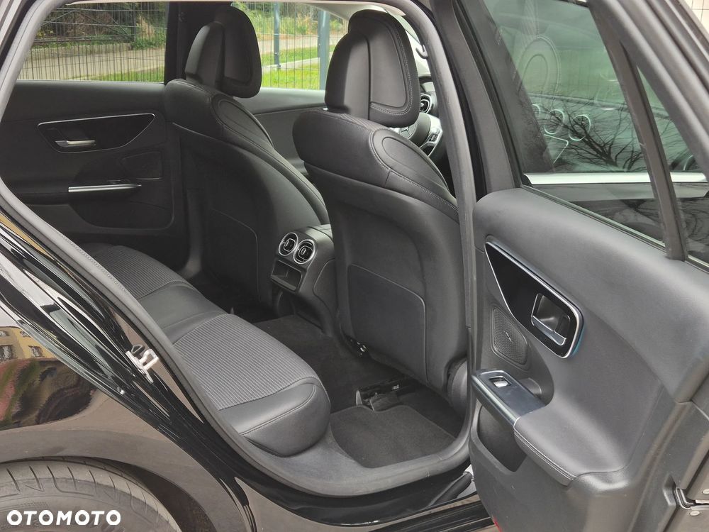 Mercedes-Benz Klasa C 220 d mHEV Avantgarde - 13