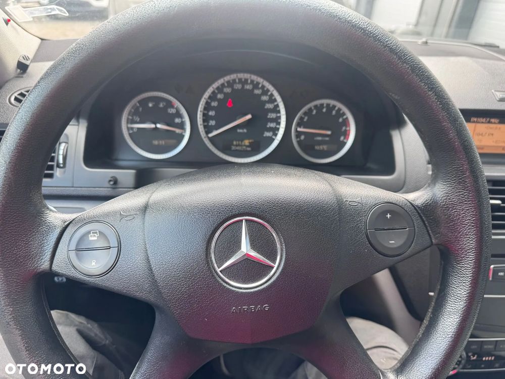 Mercedes-Benz Klasa C 180 Kompressor - 5