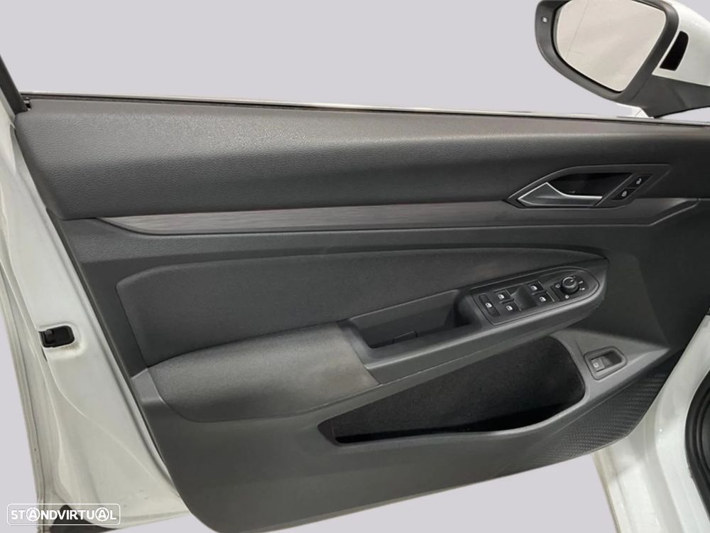 VW Golf 1.4 TSI e-Hybrid DSG - 4