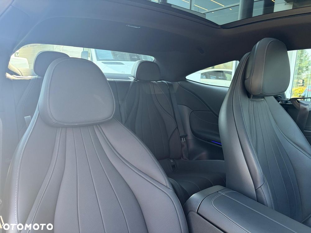 Mercedes-Benz CLE 200 4Matic 9G-TRONIC Edition AMG Line - 19