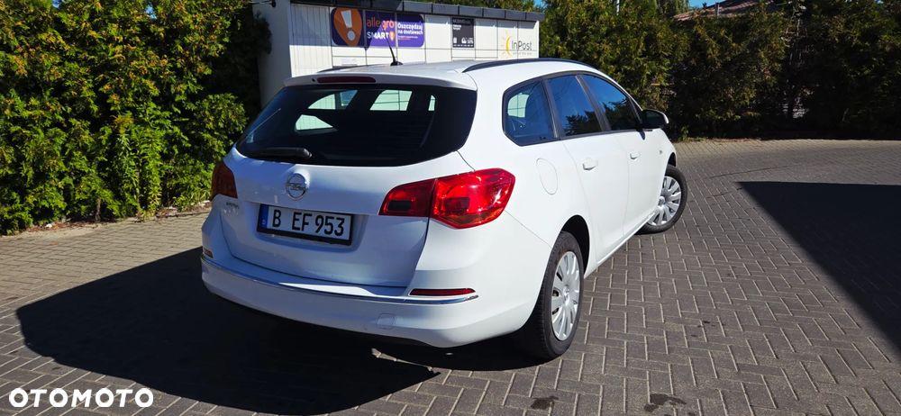 Opel Astra 1.6 Sports Tourer Design Edition - 12