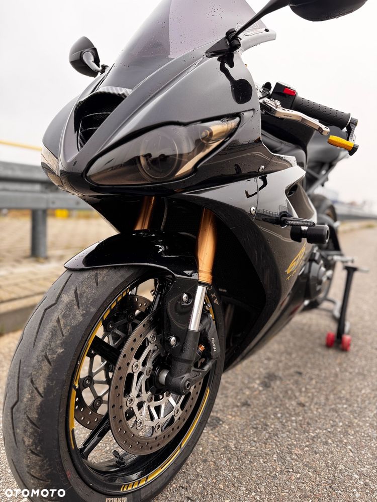 Triumph Daytona - 6