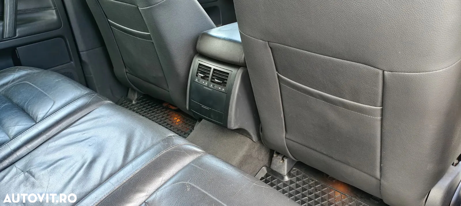Volkswagen Touareg 3.0 V6 TDI Aut. - 25