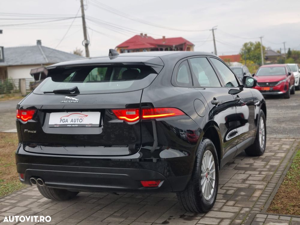 Jaguar F-Pace 20d AWD Aut. Pure - 3
