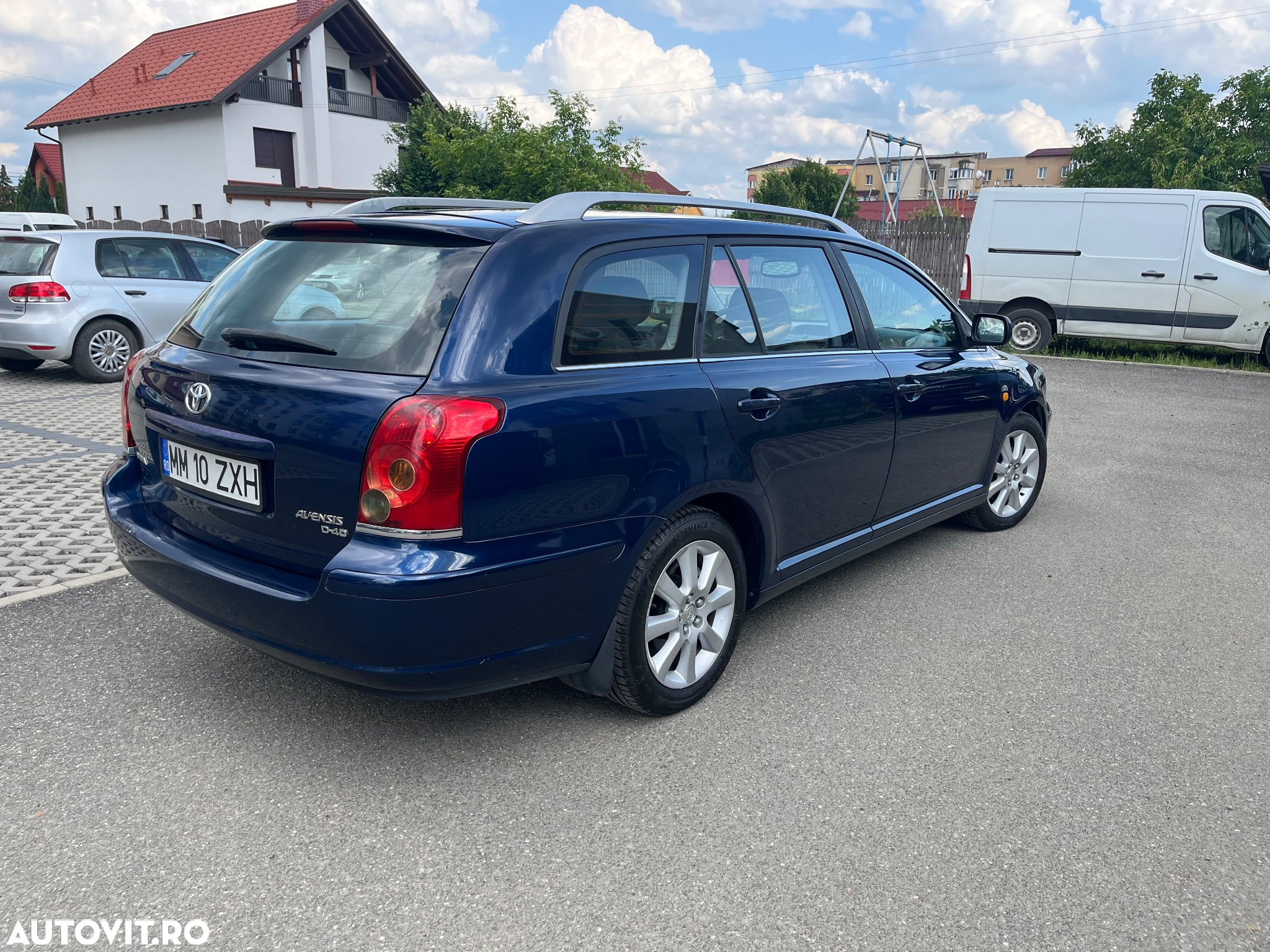 Toyota Avensis 2.0 D4D S/W Sol - 3