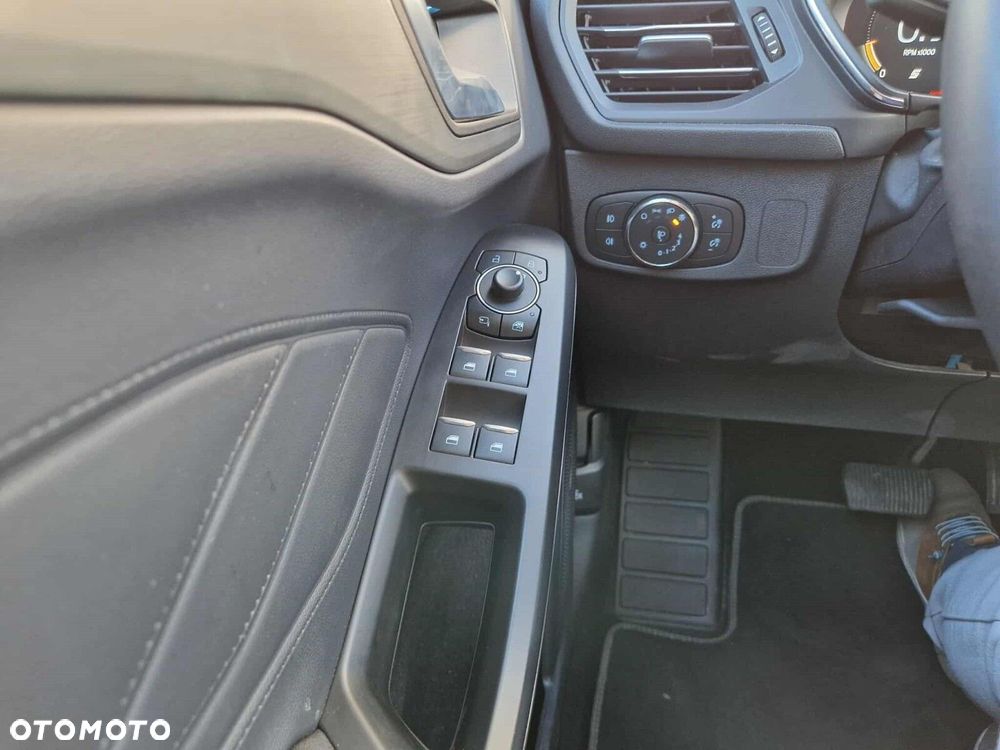 Ford Focus - 20