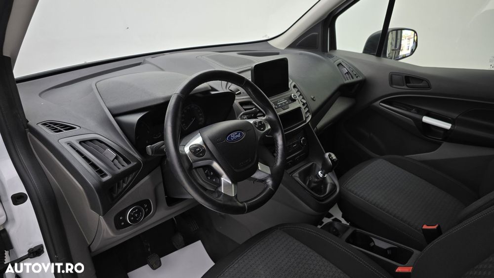 Ford Transit Connect - 13