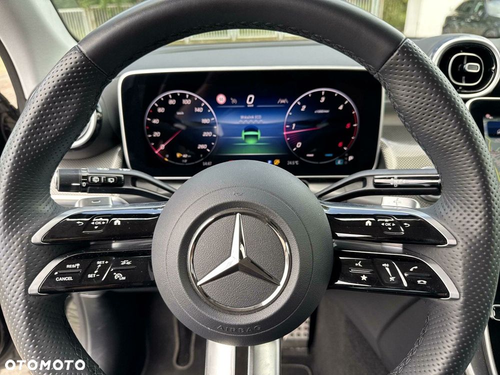 Mercedes-Benz GLC - 13