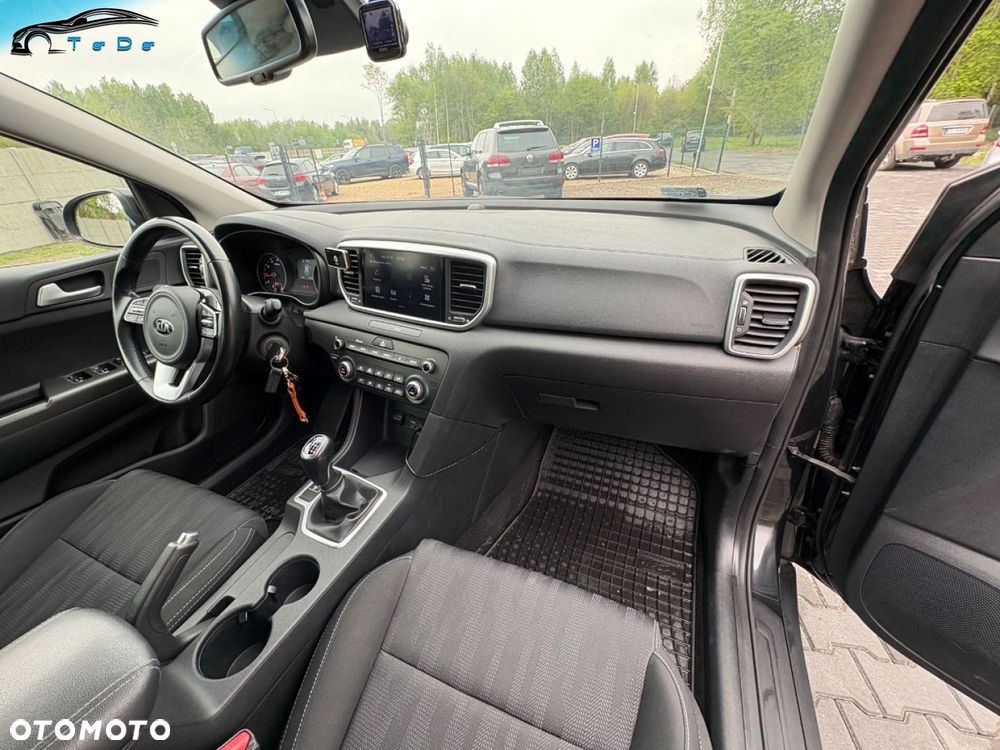 Kia Sportage 1.6 GDI Black Edition 2WD - 30
