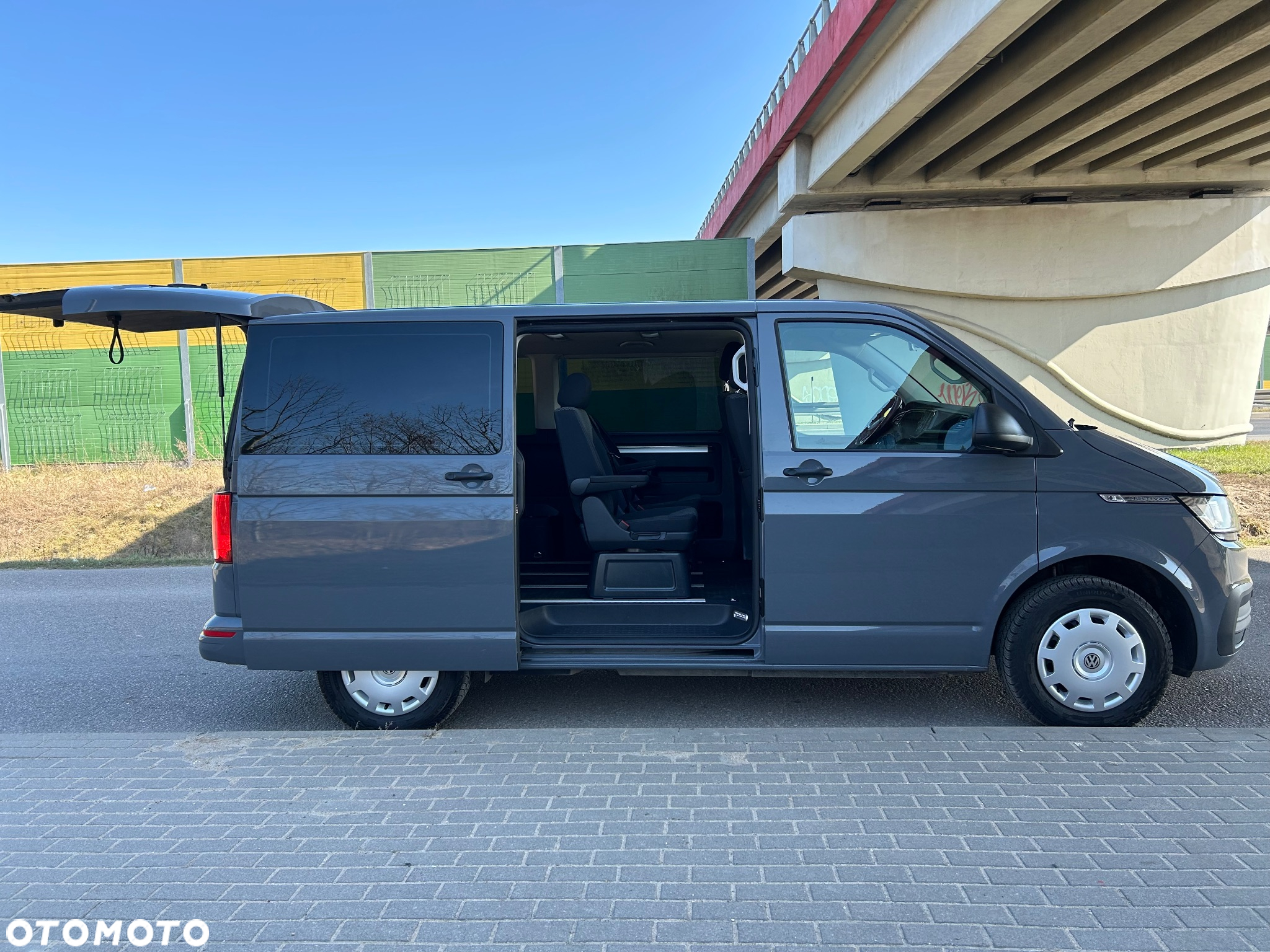 Volkswagen Multivan 6.1 2.0 TDI L1 Trendline - 9