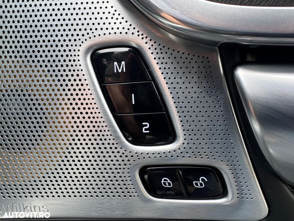 Volvo V90 D5 AWD - 23