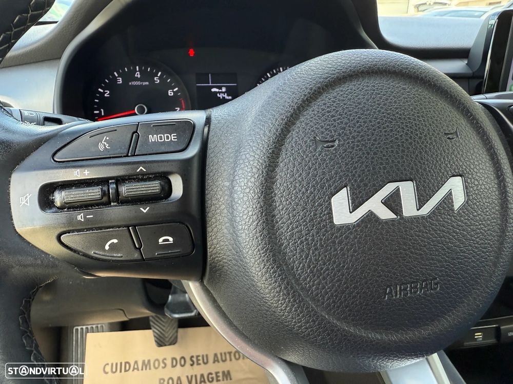 Kia Stonic 1.2 Urban - 32