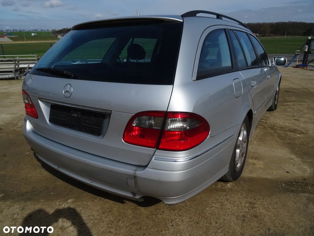 Mercedes E W211 (lakier C775) maska zderzak błotnik zderzak konsola klapa lampy części - 6