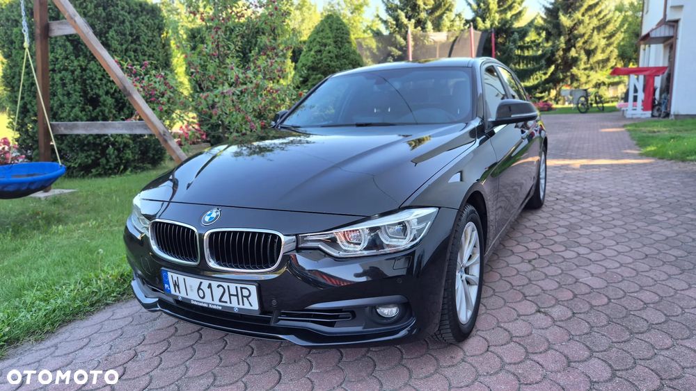 BMW Seria 3 320i xDrive Advantage sport - 1