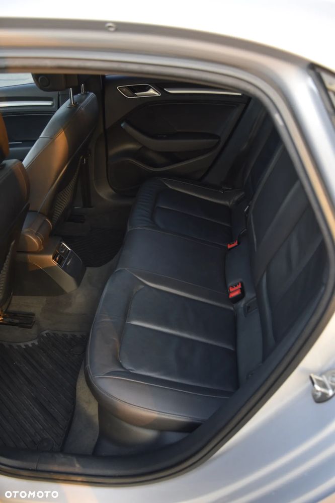 Audi A3 Limousine 2.0 TFSI quattro S tronic design - 23