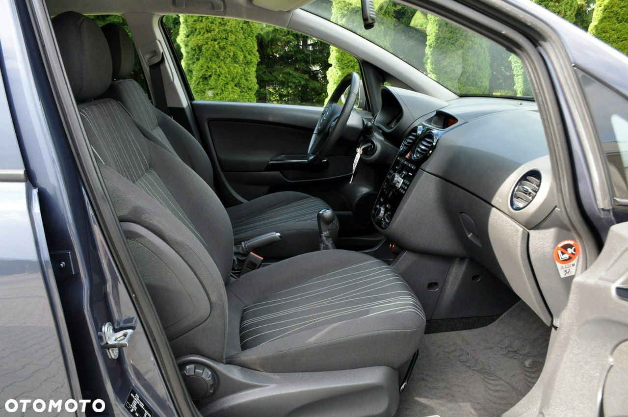 Opel Corsa - 18