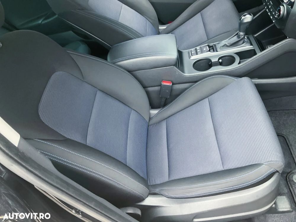 Hyundai Tucson 2.0 CRDI 4WD Automatik Style - 11