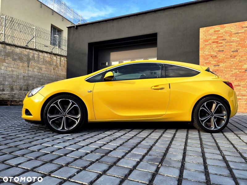 Opel Astra 1.6 T Sport - 2